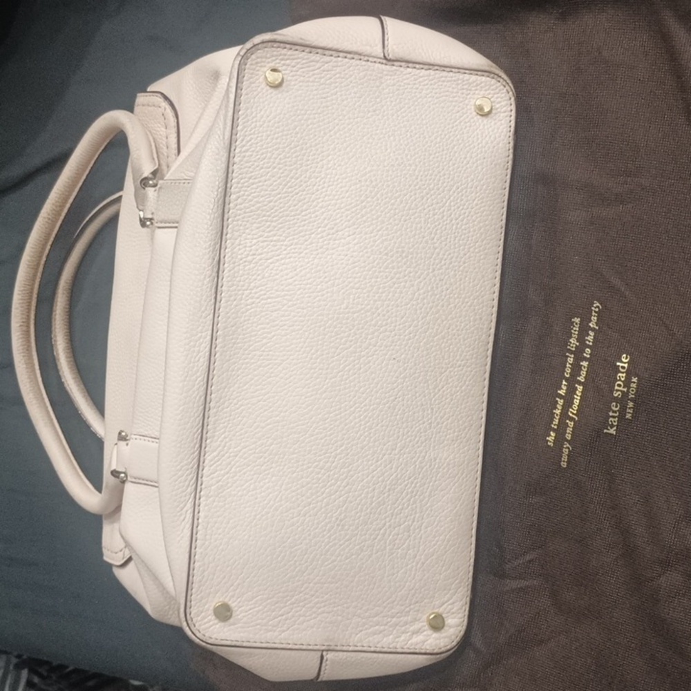 Kate Spade Purse - Picture 3 of 6